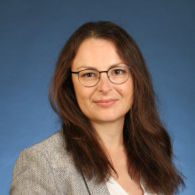 Photo of Senior Project Manager Laura Seifert.