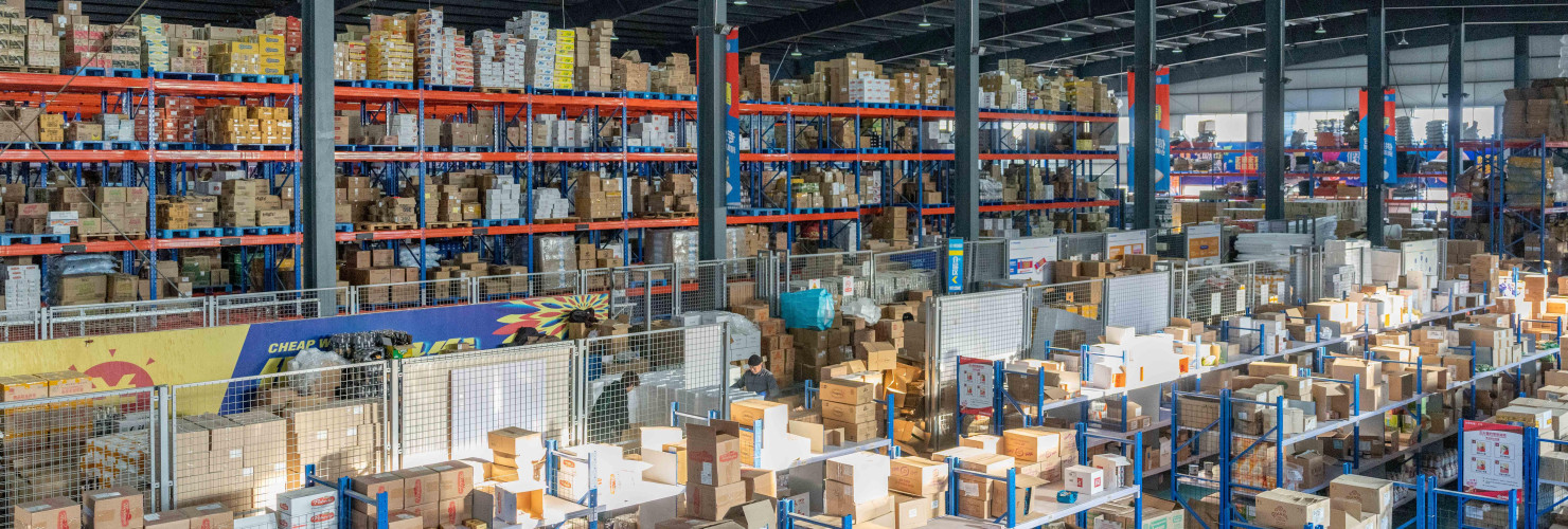A logistics center in Pilot Free Trade Zone in Heihe, northeast China's Heilongjiang Province