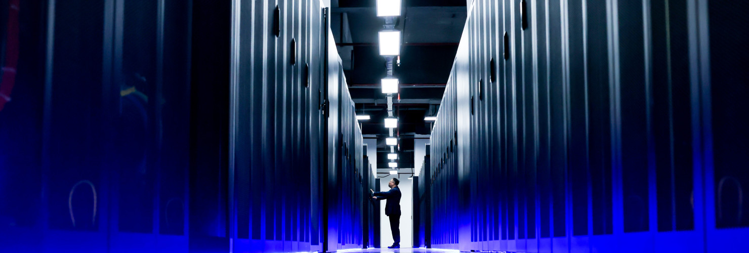 A staff member works at the State Key Laboratory of Public Big Data at Guizhou University.