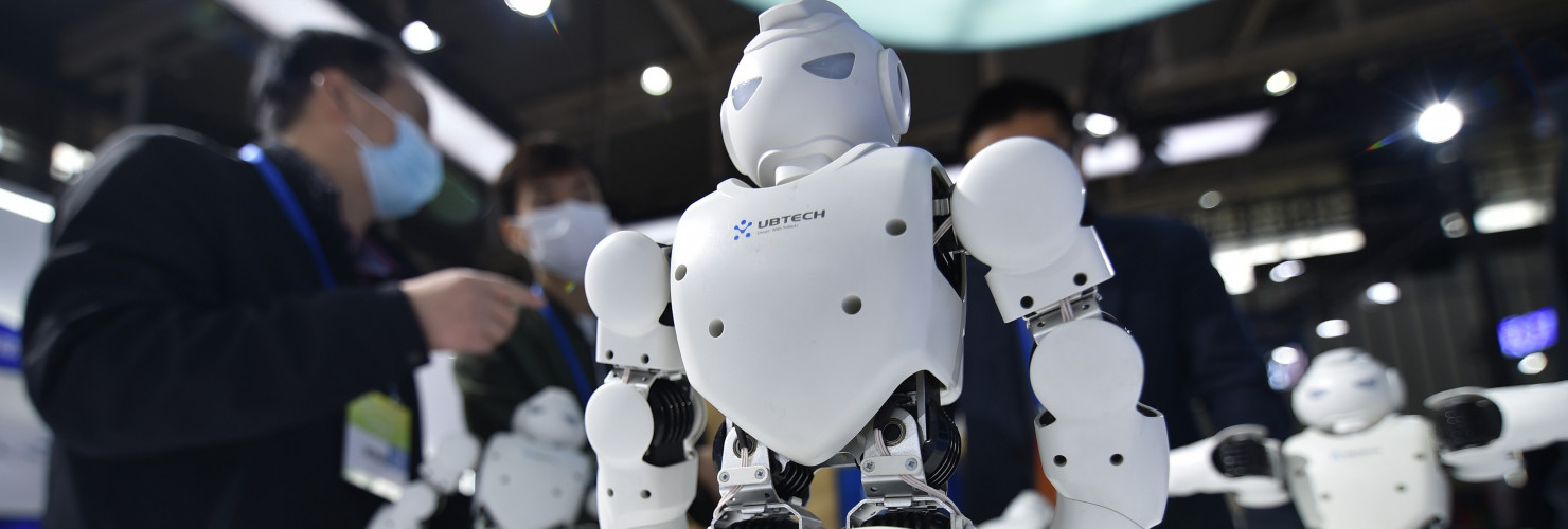 Visitors view interactive programmable robots at the China (Nanjing) International Software Products and Information Services Trade Expo 2022 in Nanjing, Jiangsu province, China, Nov 23, 2022.