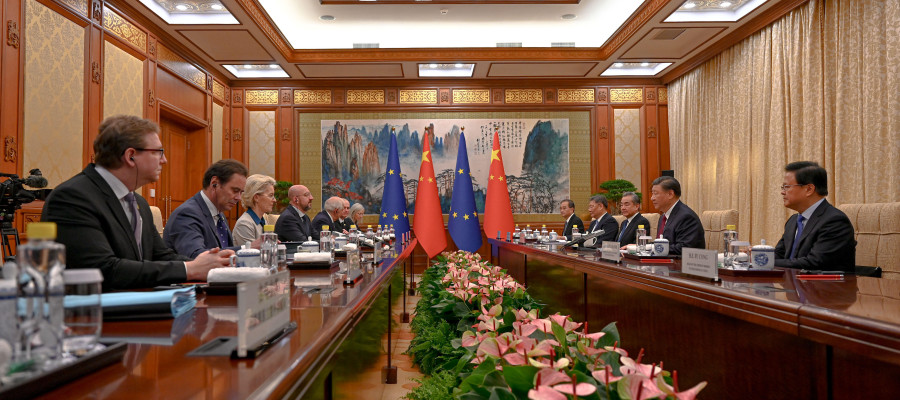 resident of the European Commission Ursula von der Leyen and the People Republic of China Xi Jinping