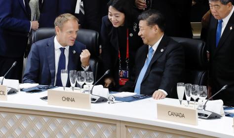 Donald Tusk, President of the European Council, and Xi Jinping, President of China, at the G20 meeting in Osaka on June 28, 2019.
