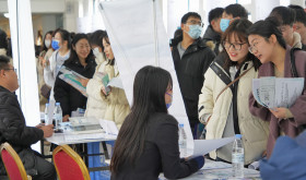 Job fair in Yantai University, March 2023