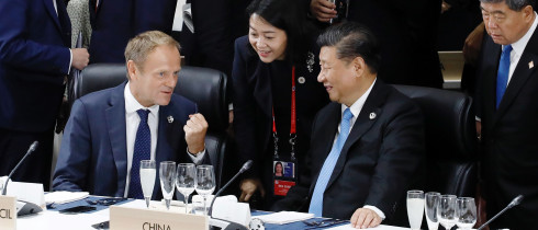 Donald Tusk, President of the European Council, and Xi Jinping, President of China, at the G20 meeting in Osaka on June 28, 2019. 