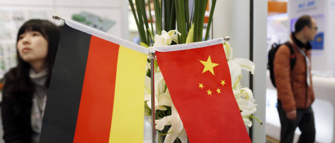 German and Chinese flags