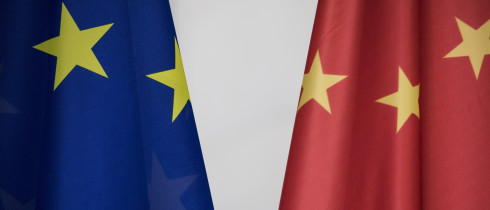 Flags of EU and China
