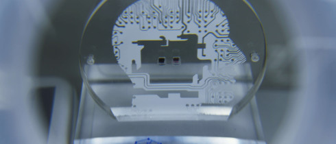  high-performance neural signal recording and stimulation chip is pictured at the exhibition hall of "Xitou Qizhnao Smart Energy Science Innovation Center" in Hangzhou, Zhejiang province